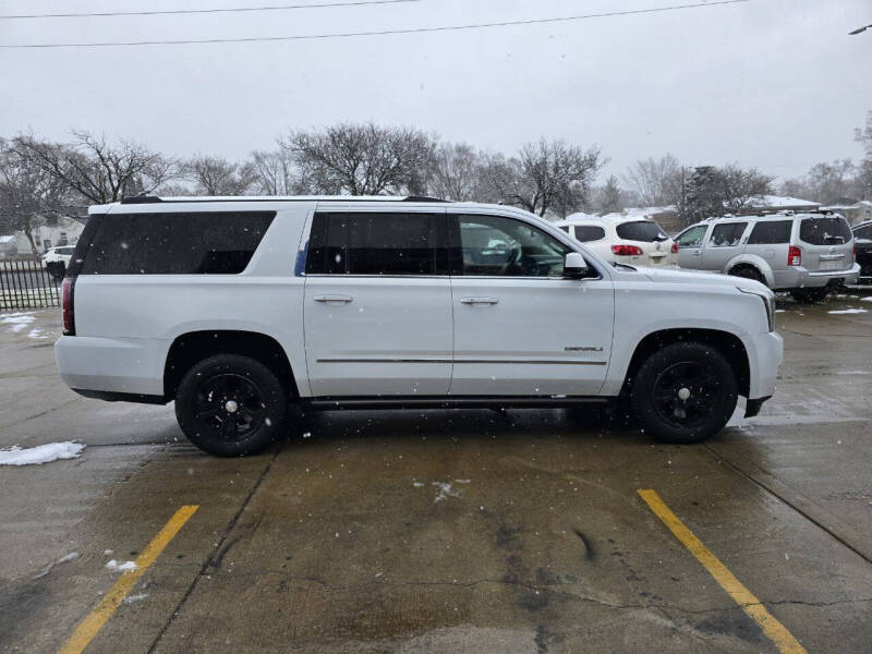 2015 GMC Yukon XL Denali photo 6