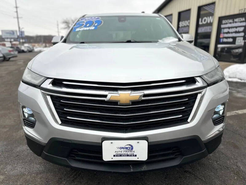 2022 Chevrolet Traverse LT Cloth