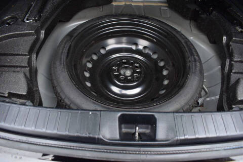 2022 Toyota Prius LE