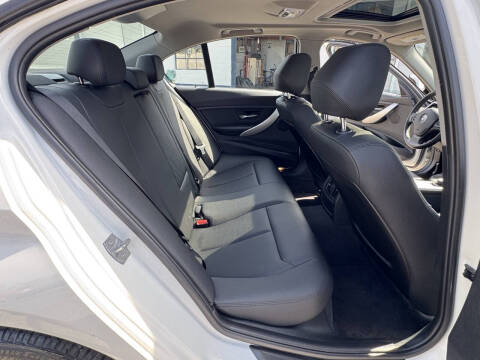 2014 BMW 3 Series 320i xDrive