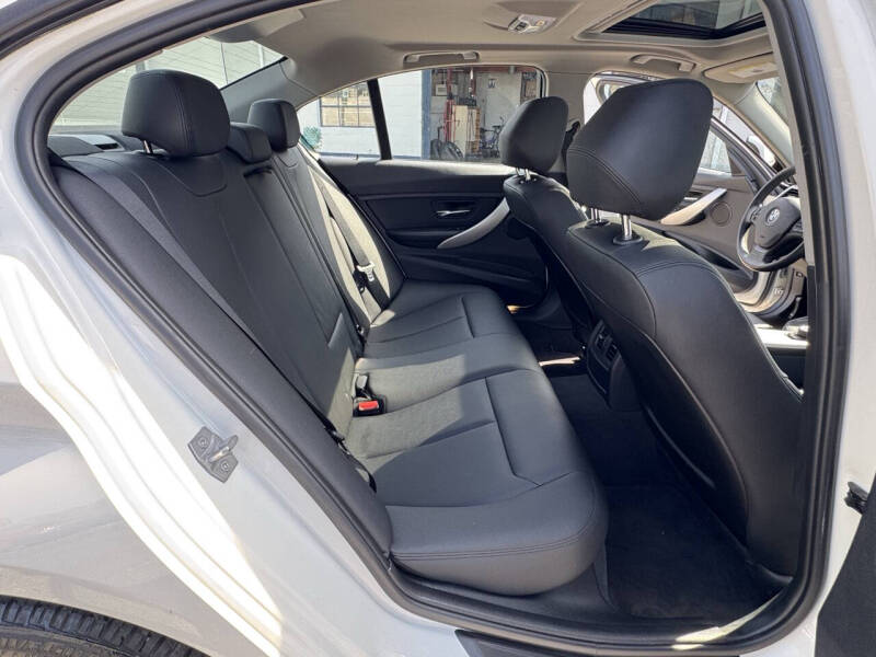 2014 BMW 3 Series 320i xDrive