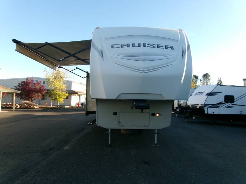 2015 Crossroads RV Cruiser 305RS