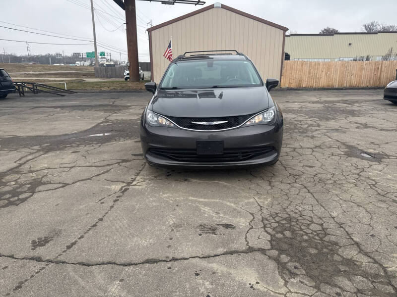 2020 Chrysler Voyager LXi