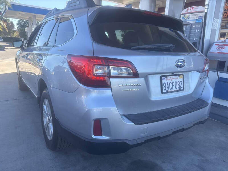 2017 Subaru Outback 2.5i Premium