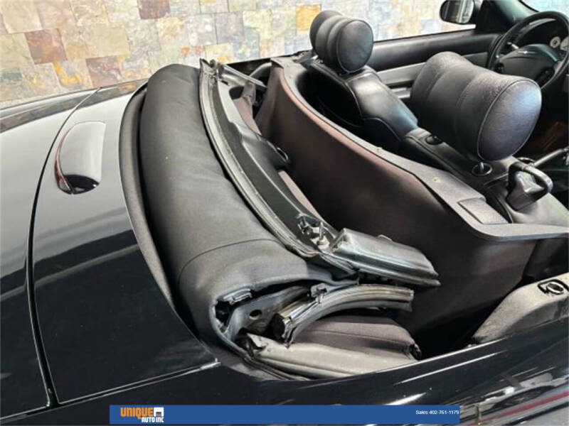 2005 Ford Thunderbird Deluxe