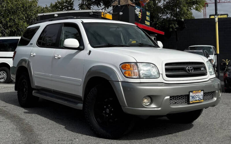 2004 Toyota Sequoia SR5