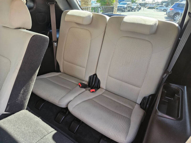 2018 Hyundai Santa Fe SE