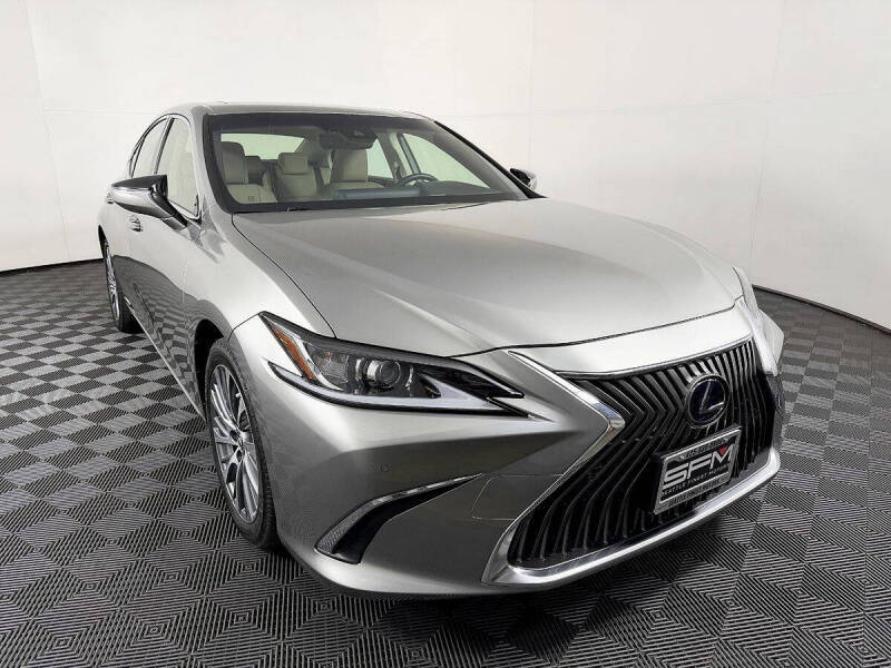 2019 Lexus ES 300h