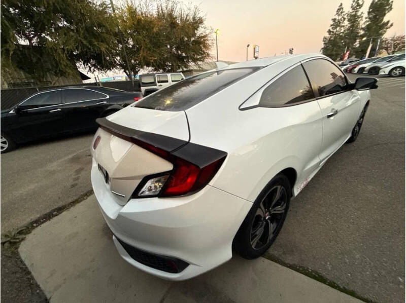 2018 Honda Civic Touring