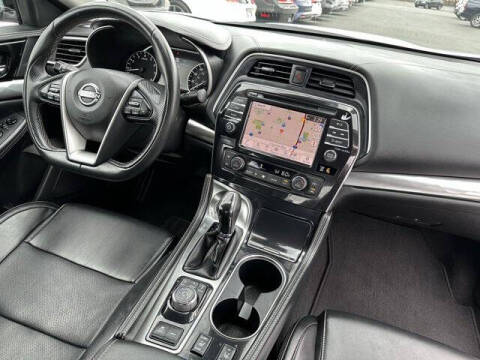 2023 Nissan Maxima 3.5 SV