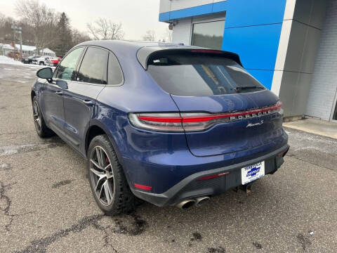 2022 Porsche Macan S