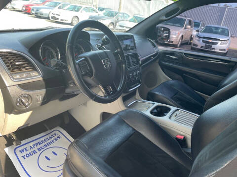 2014 Dodge Grand Caravan SXT 30th Anniversary