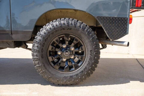 1983 Land Rover Santana