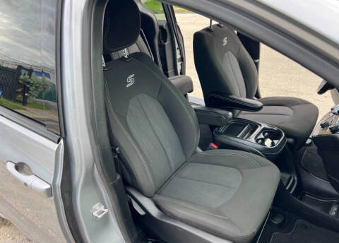 2020 Chrysler Pacifica Touring