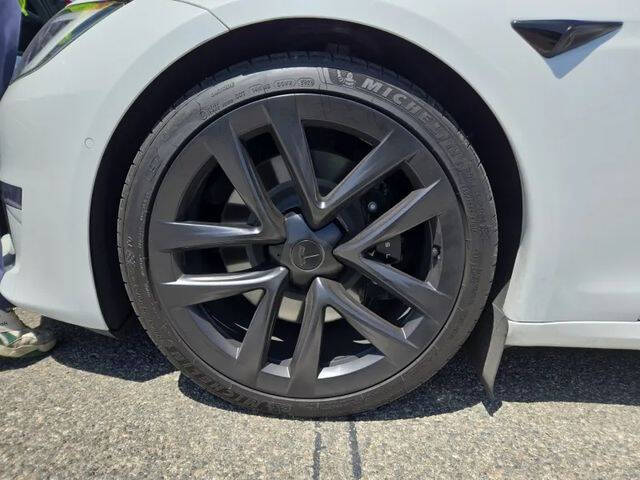 2023 Tesla Model S Plaid