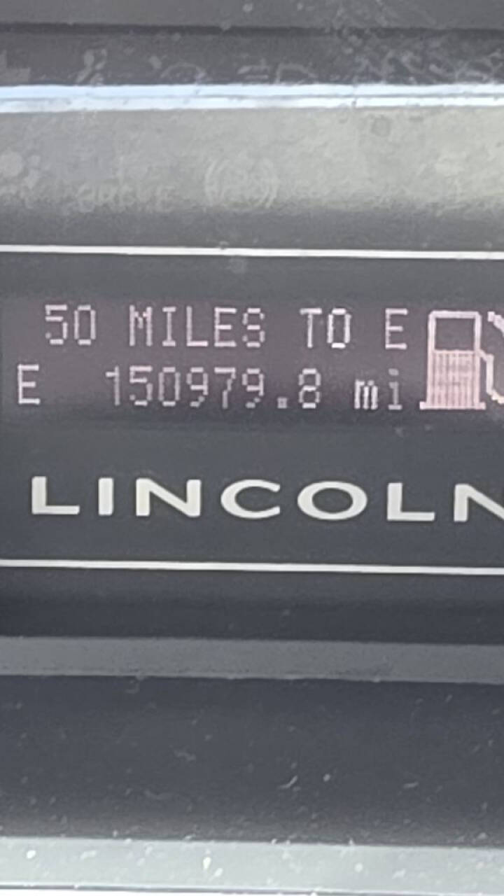 Black 2012 Lincoln Navigator Base 4x4 Base 4dr SUV 16