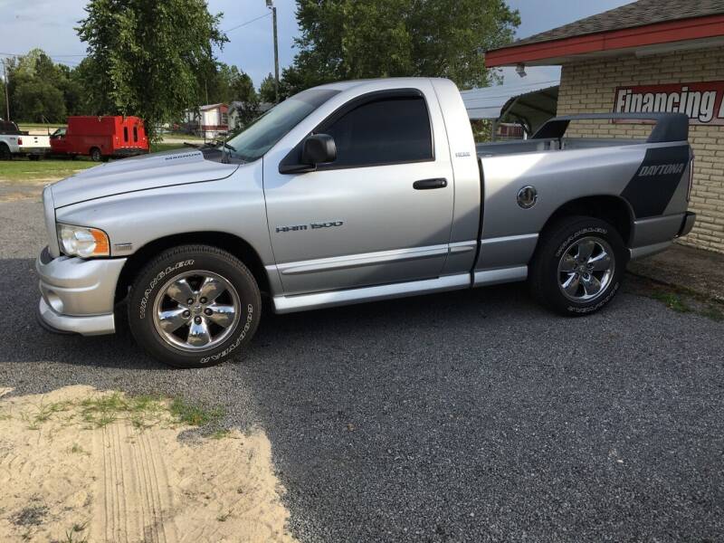 2005 Dodge Ram Pickup 1500 for sale at M&M Auto Sales 2 in Hartsville SC