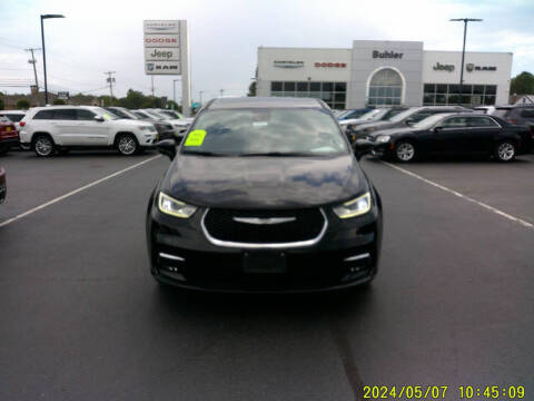 2024 Chrysler Pacifica Touring L