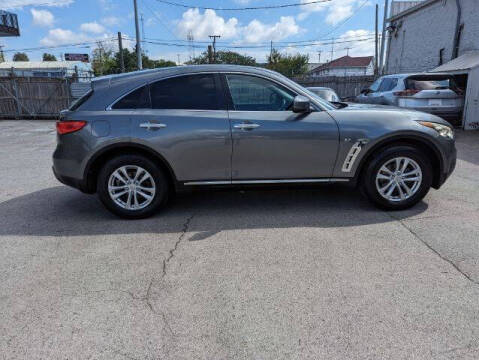 2016 Infiniti QX70