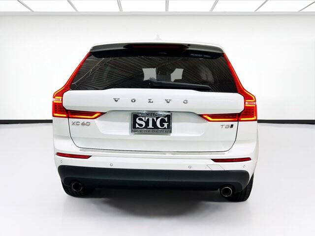 2021 Volvo XC60 T5 Momentum