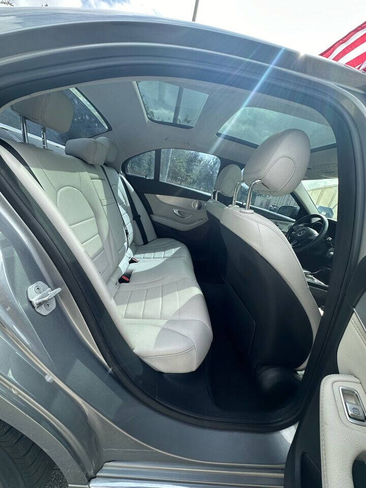 2015 MERCEDES-BENZ C-Class Sedan - $12,995