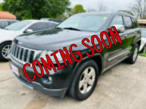 2011 Jeep Grand Cherokee for sale at CE Auto Sales in Baytown TX