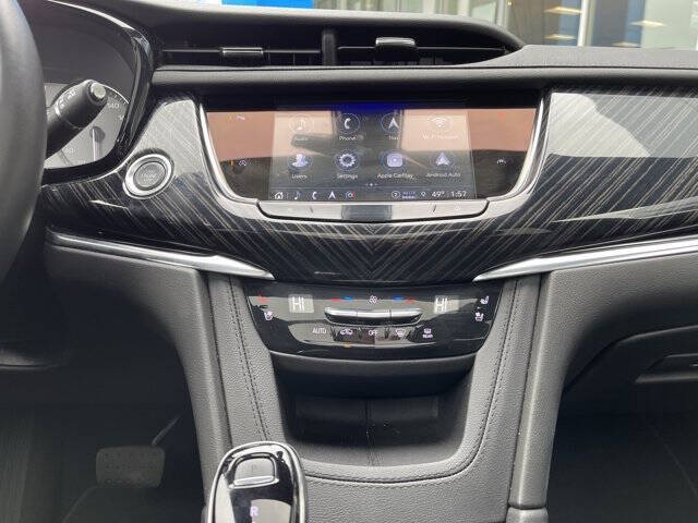 2025 Cadillac XT6 Premium Luxury