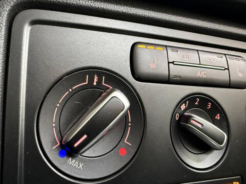 2013 Volkswagen Beetle Convertible