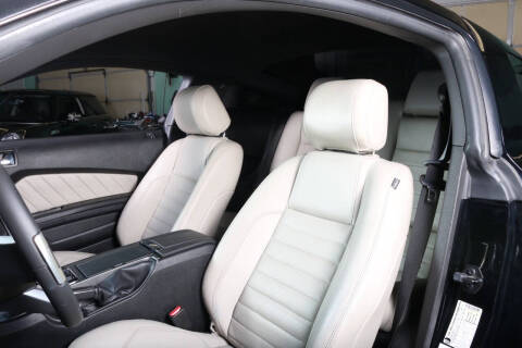 2012 Ford Mustang V6 Premium