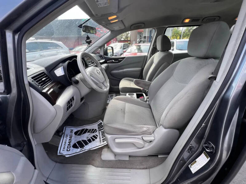 2015 Nissan Quest