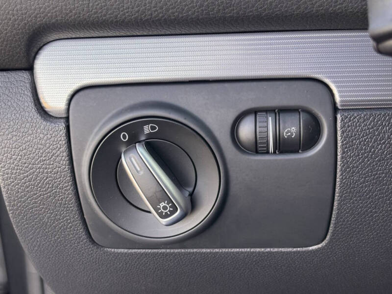 2013 Volkswagen Golf R