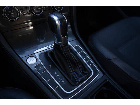2017 Volkswagen e-Golf SEL Premium