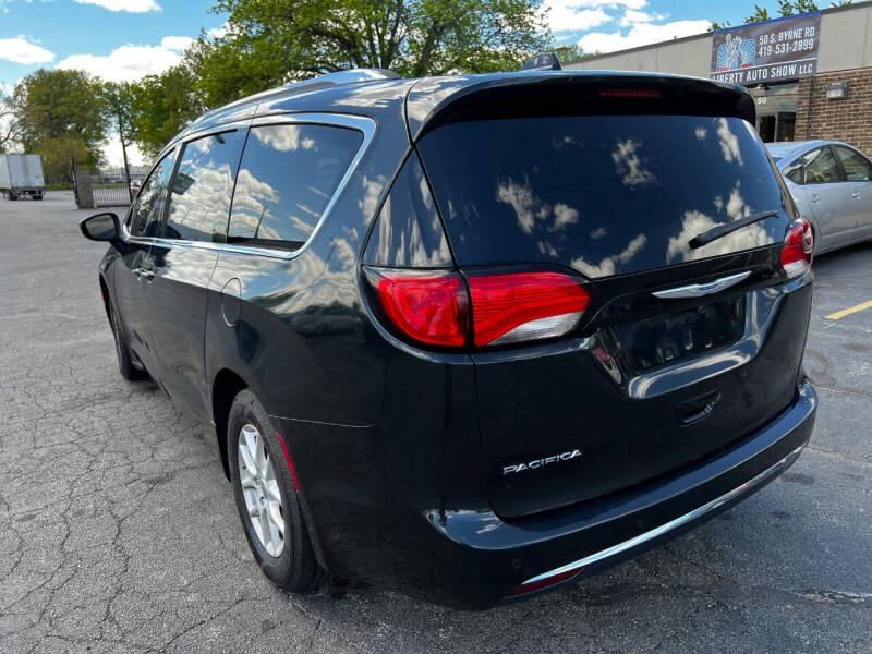 2020 Chrysler Pacifica Touring L
