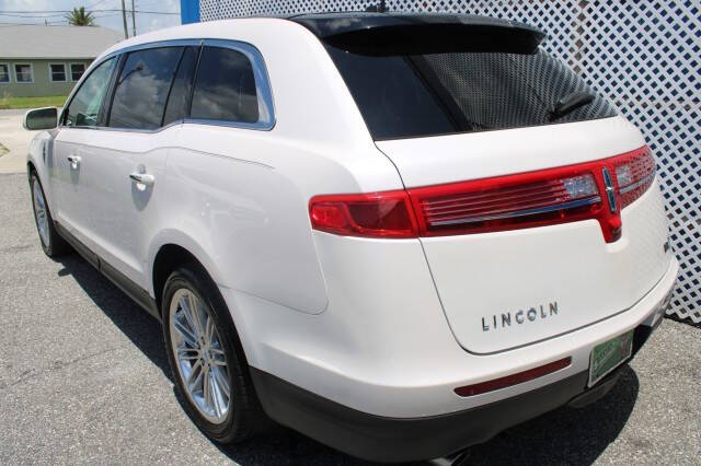 2018 Lincoln MKT Reserve