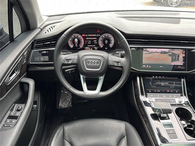 2023 Audi Q7 quattro Premium Plus 55 TFSI
