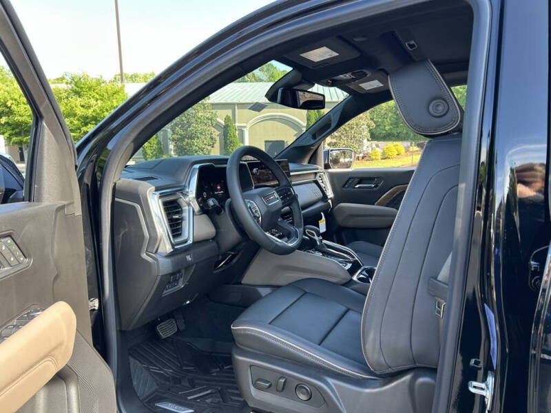 2025 GMC Canyon Denali