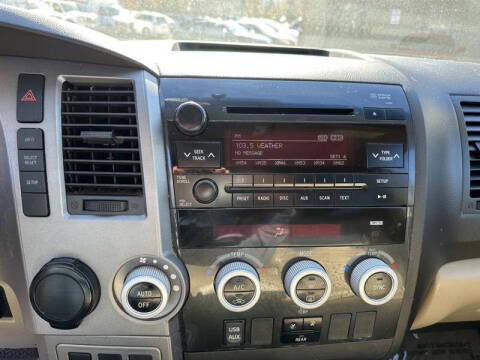 2010 Toyota Sequoia SR5