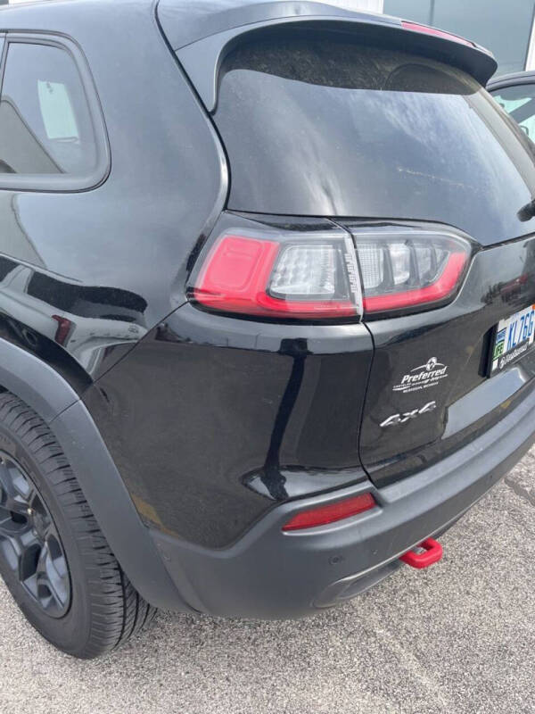 2020 Jeep Cherokee Trailhawk