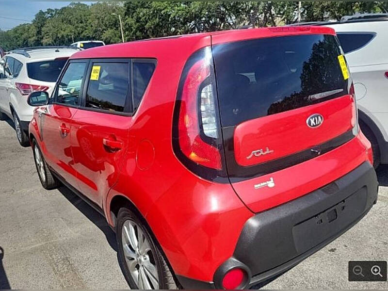 2015 Kia Soul +