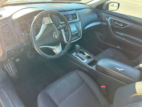 2017 Nissan Altima 2.5 SR