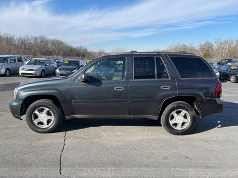 2006 Chevrolet TrailBlazer for sale at CARS PLUS CREDIT in Independence MO