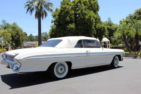 1961 Oldsmobile Starfire