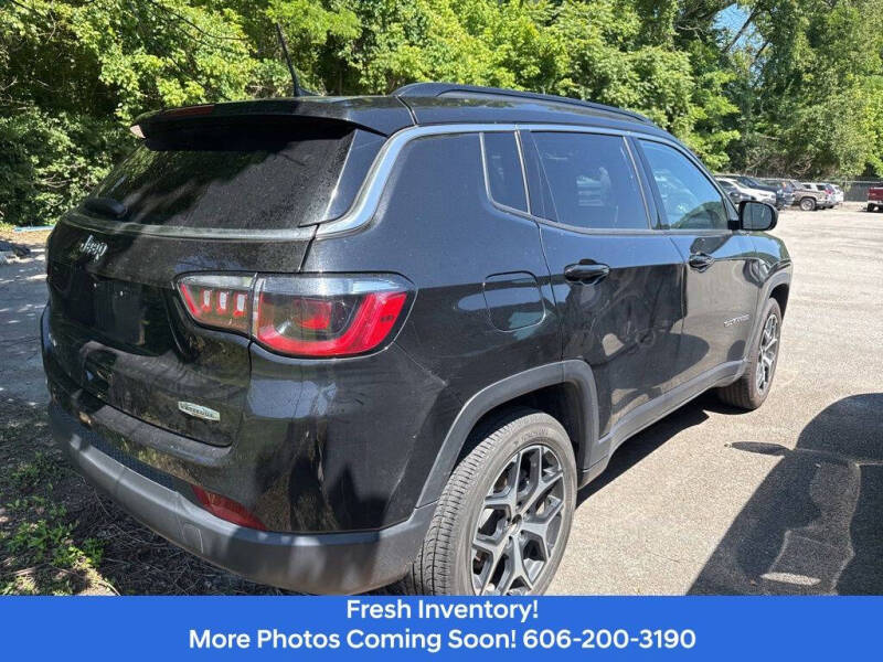2024 Jeep Compass Latitude
