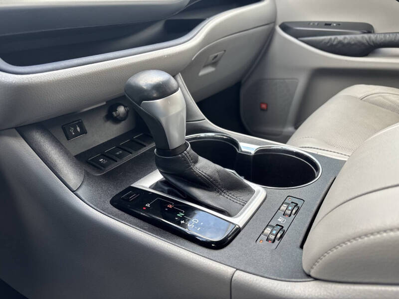 2015 Toyota Highlander Limited
