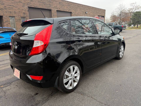 2014 Hyundai Accent SE