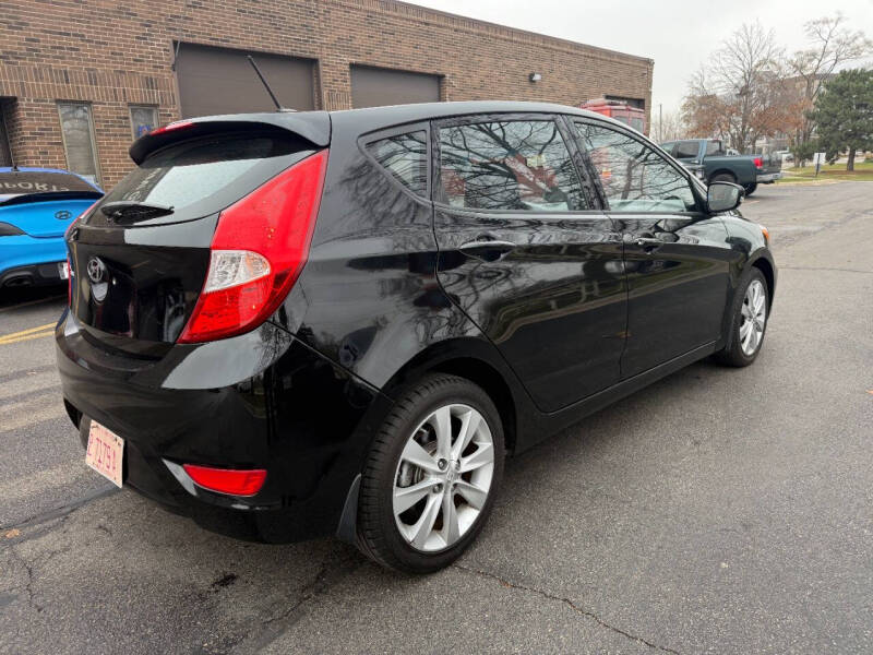 2014 Hyundai Accent SE