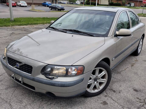 2001 Volvo S60 for sale at Car Castle in Zion IL