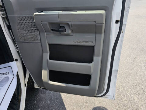 2011 Ford E-Series E-150