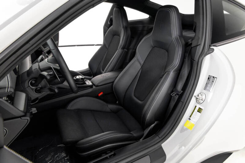 2024 Porsche 911 GT3 Touring