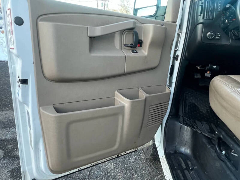 2021 Chevrolet Express 3500
